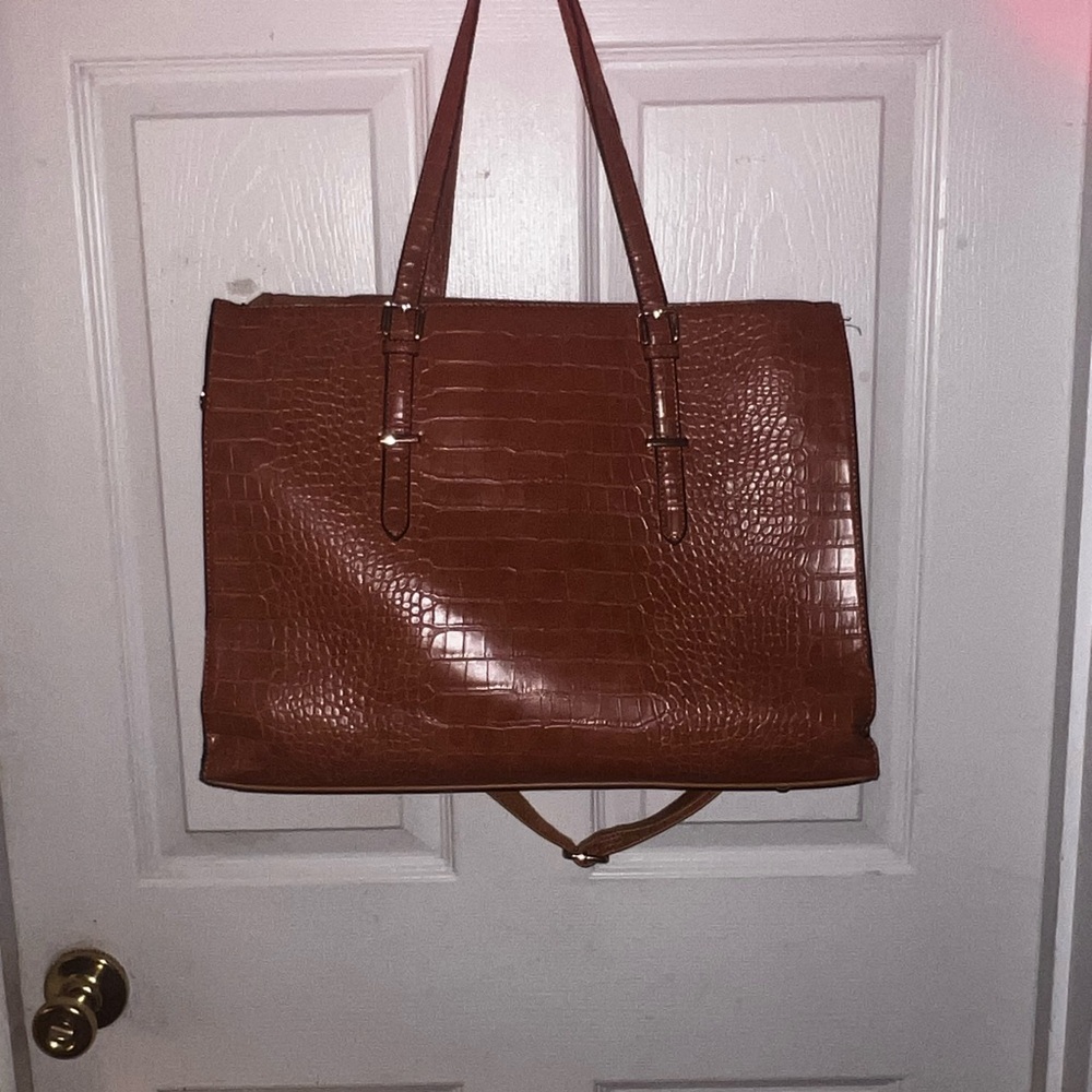 Elegant Brown Crocodile-Embossed Tote Bag